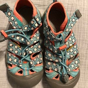 Girls Keen sandals